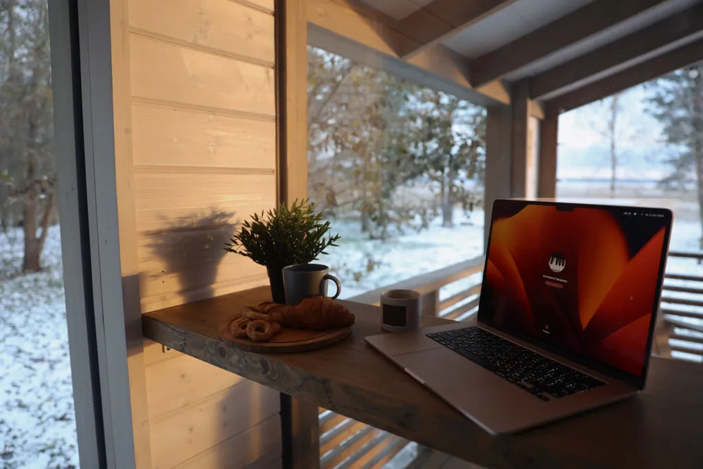 Коттедж Уютный дом на берегу озера — Плодовое