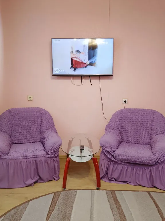 Однокомнатная квартира люкс с большой кухней, на 1 этаже, рядом с парком — аренда посуточно в Магадан