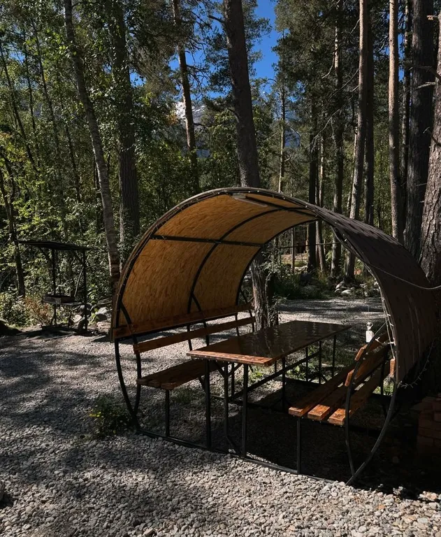 Malkar house с видом на гору Чегет