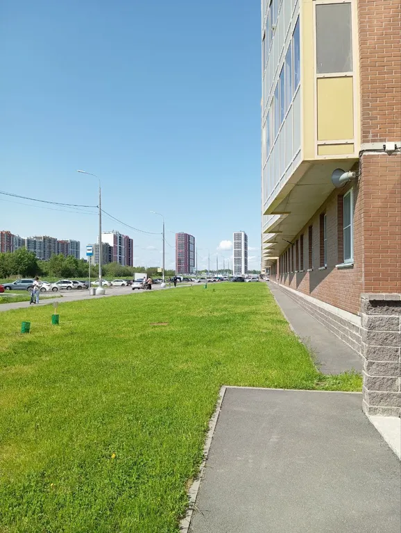 Квартира Квартира Уютная и стильная светлая новая студия на ул. Тихая — Бугры