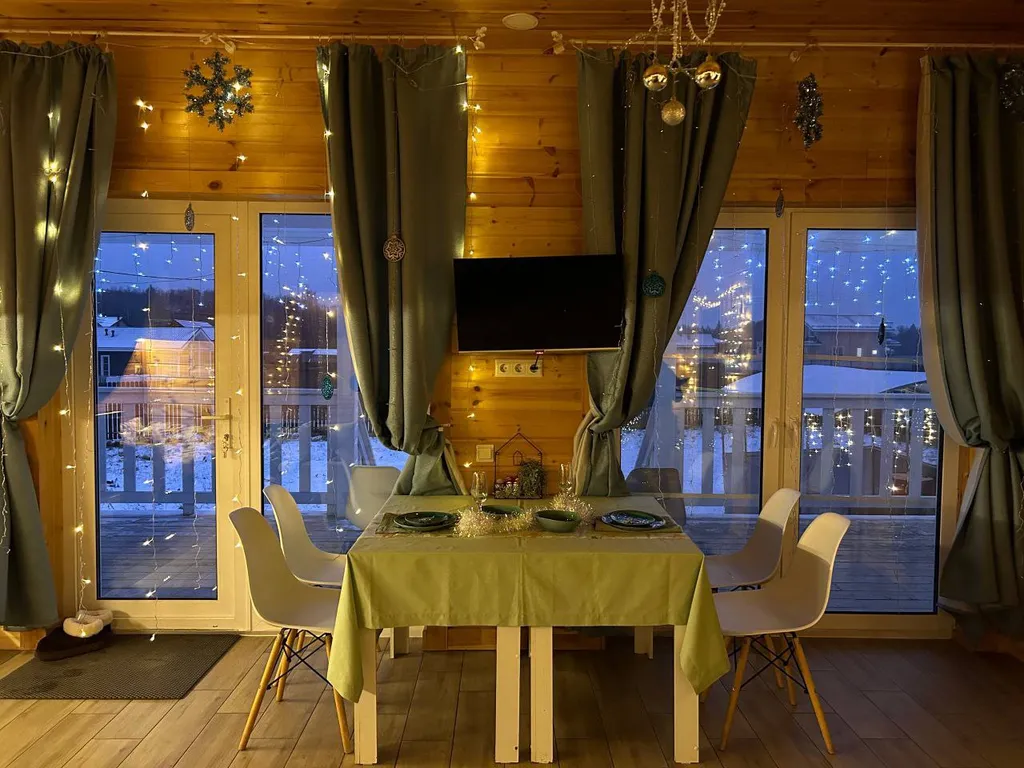 Семейный коттедж у озера