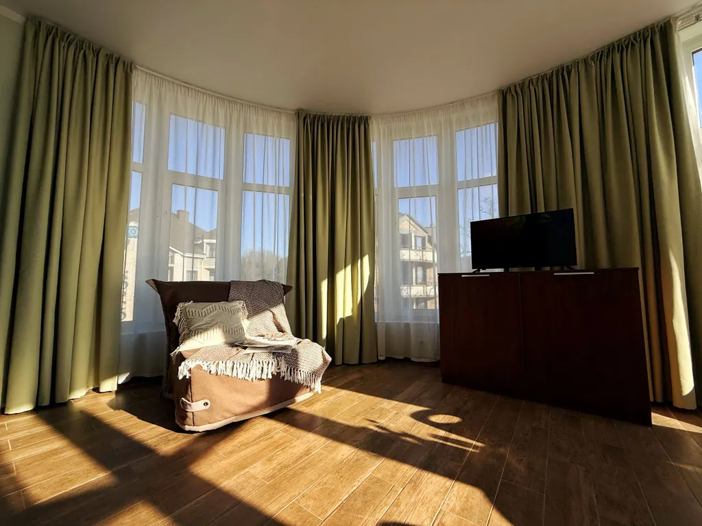 Апартаменты с видом на море. 3 минуты до пляжа. Для пятерых