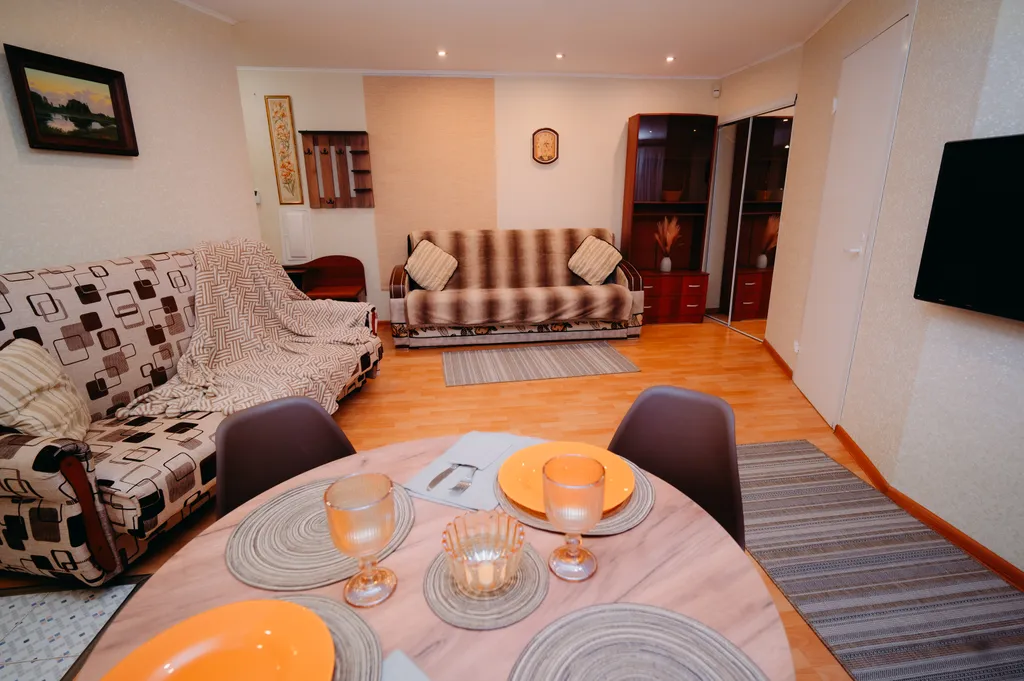 2К квартира у Серебряного города