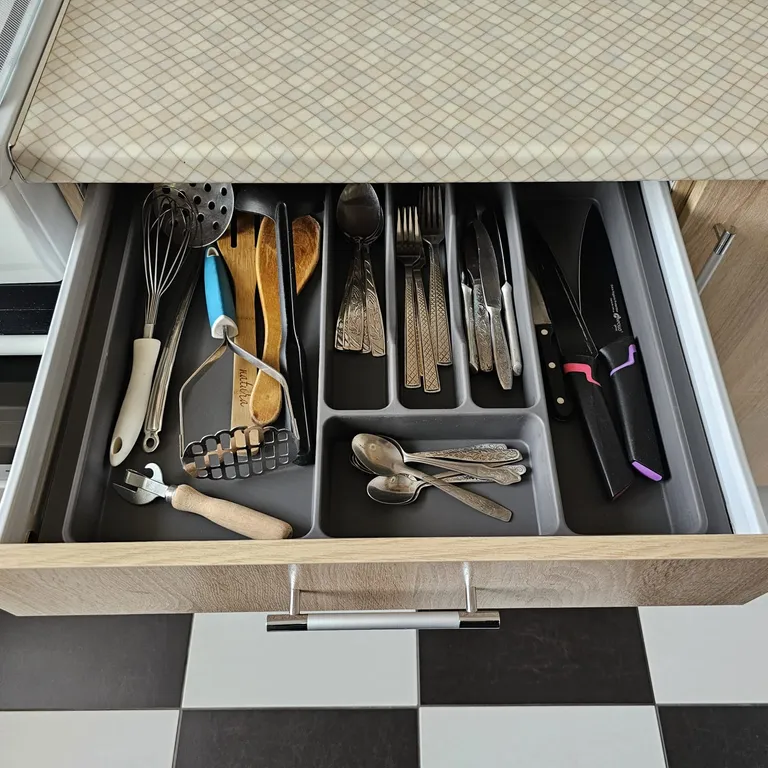 Уютная двухкомнатная квартира в центре рядом с ПетрГУ и ж/д вокзалом