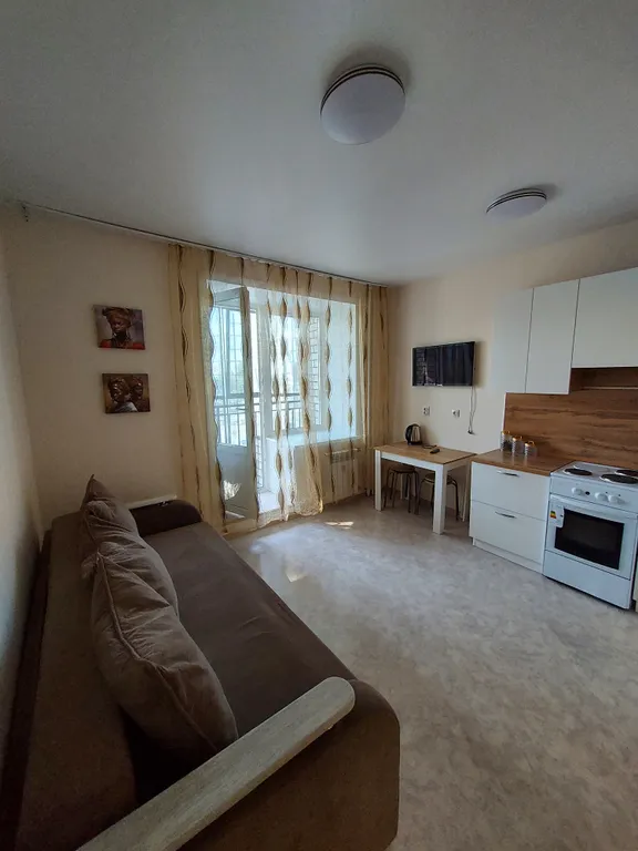 Светлая уютная квартира в микрорайоне — аренда посуточно в Благовещенск