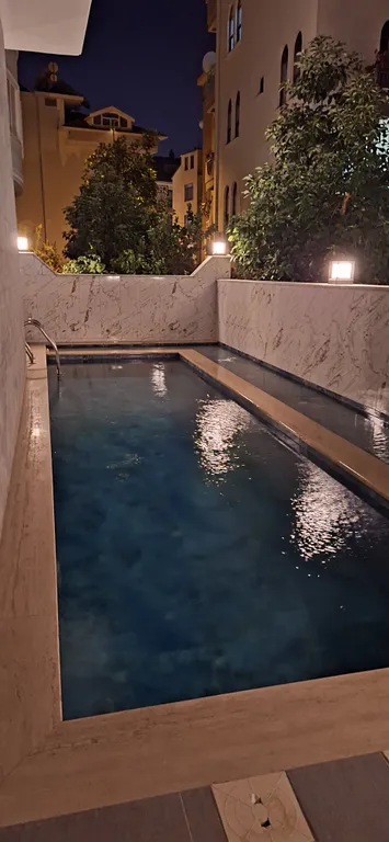 Новая уютная квартира в центре города, на пляже Клеопатра, с бассейном