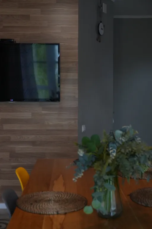 Вилла на берегу озера