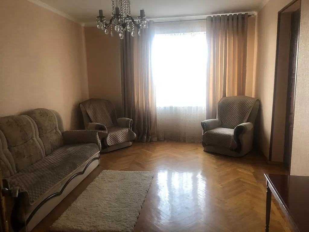 Квартира в центре рядом с морем — аренда посуточно в Гагра