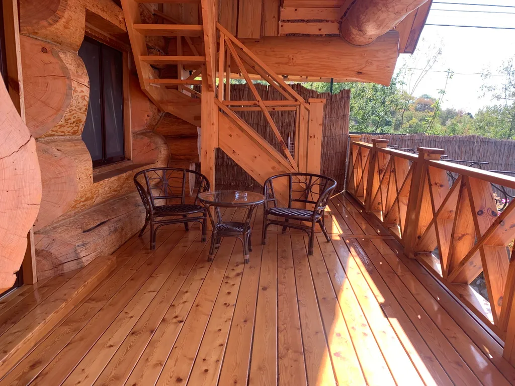 Дом - сруб с видом на море