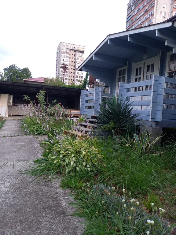 Коттедж Эко-домик с удобствами — Гагра