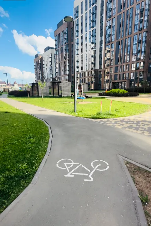 Прекрасная стильная квартира Инь янь