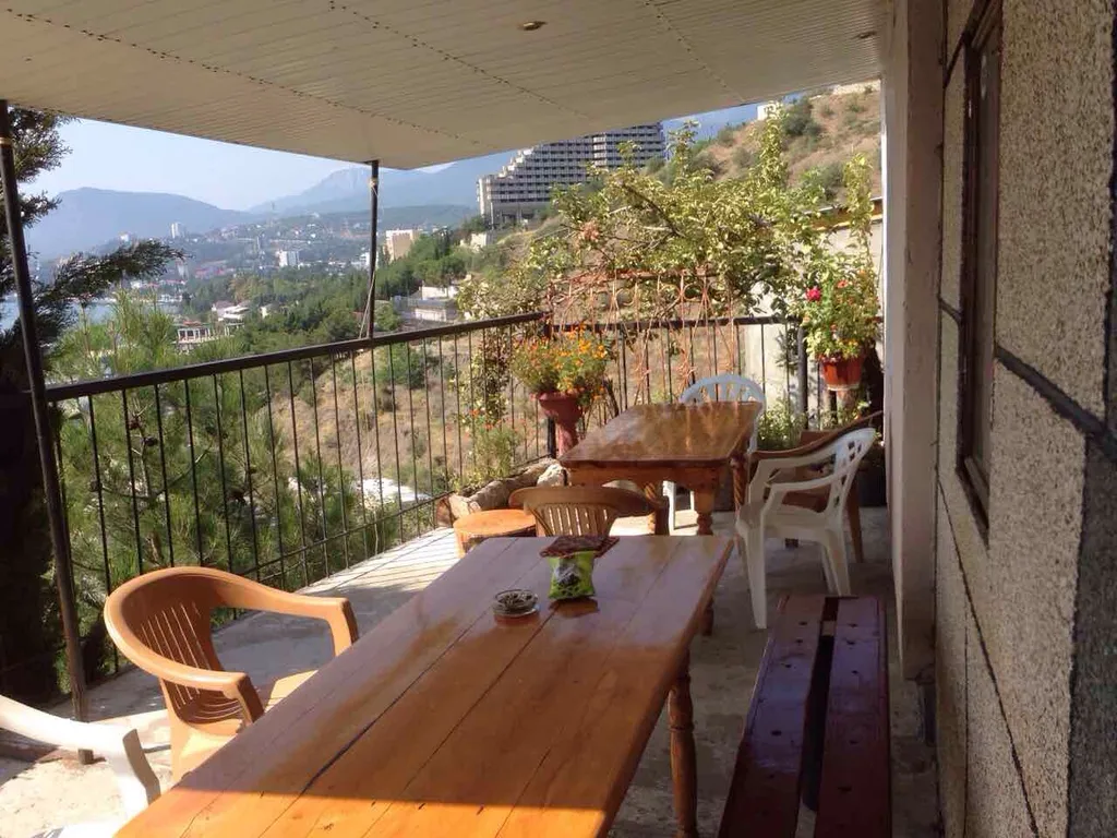 Трехспальный улучшений номер с видом на море