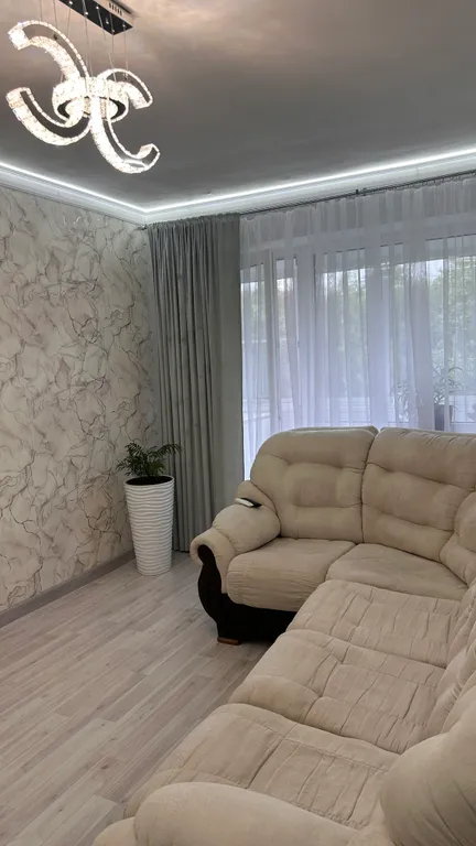 Квартира Уютная и светлая квартира с невероятной энергетикой — Омск