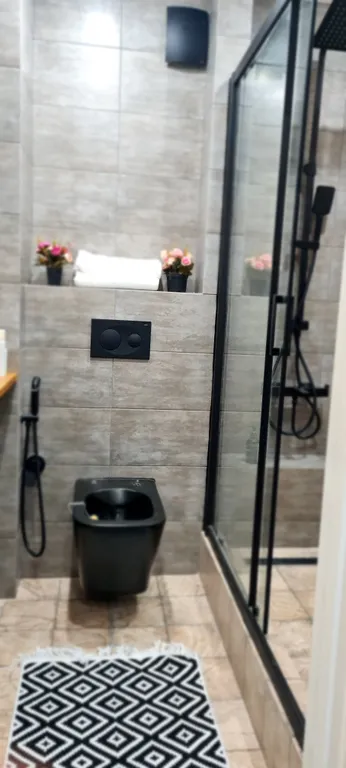 Уютная новая квартира, дизайнерский ремонт, рядом набережная