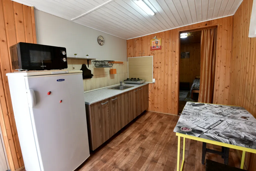 Коттедж 1-комнатный Дом — аренда посуточно в Голубицкая