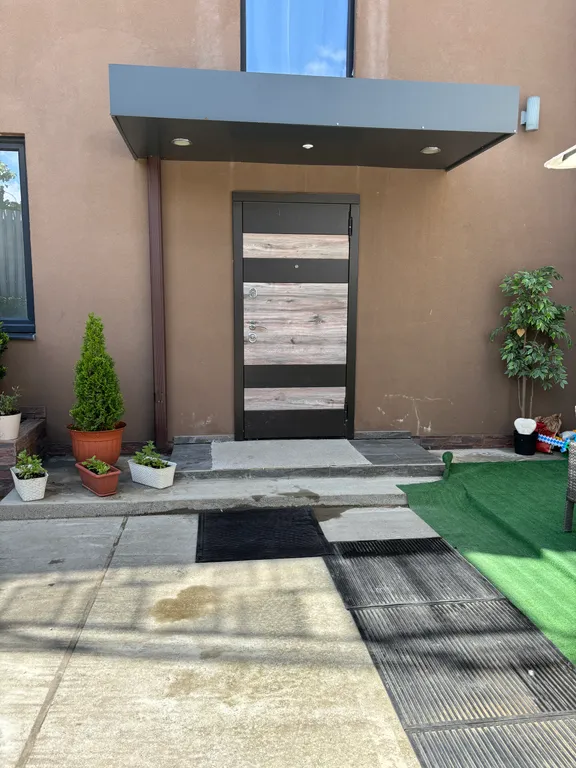 Уютный таунхаус с видом на море