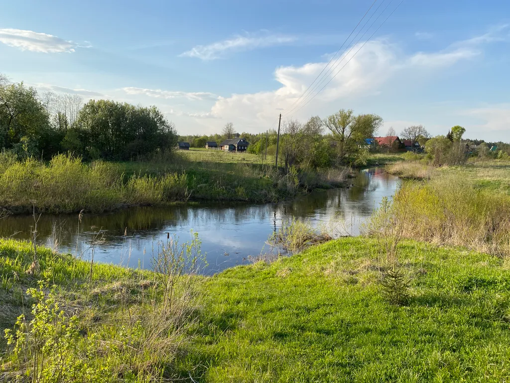 Дом у речки для семейного отдыха