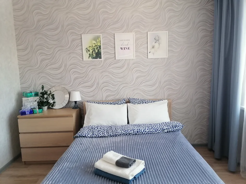 Уютная однокомнатная квартира в Ивушках — аренда посуточно в Великий Новгород