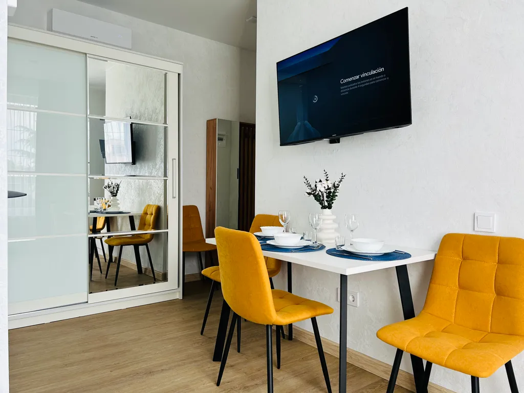 Квартира ЖК Арт Лайт Сити апартаменты с отдельной спальней — Сириус