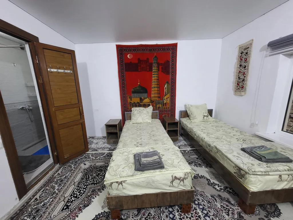 Стандартный номер с душем в ичан-кала