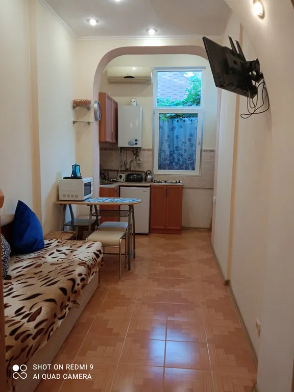 Номер на берегу моря