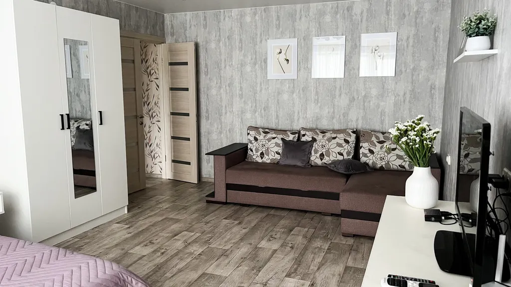 Апартаменты с видом на стадион Текстильщик, рядом ДЮСШ-2