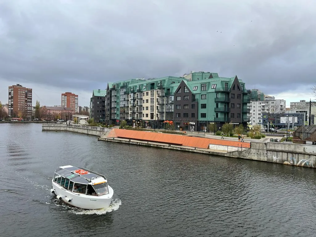 Квартира Квартира на Рыбной деревне с видом на реку Преголя — Калининград