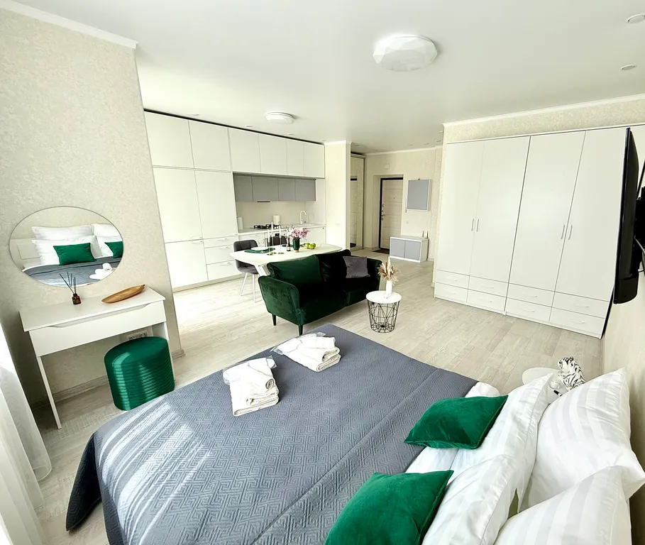 Квартира с видом на озеро