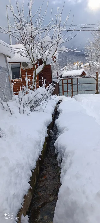 Домик в эко стиле с видом на горы