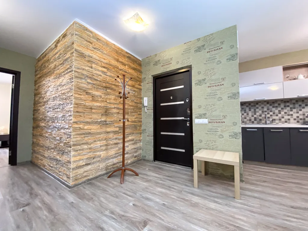 Просторная квартира у аквапарка "Улёт"