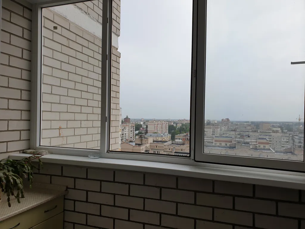 Квартира с видом на реку Волгу и мост
