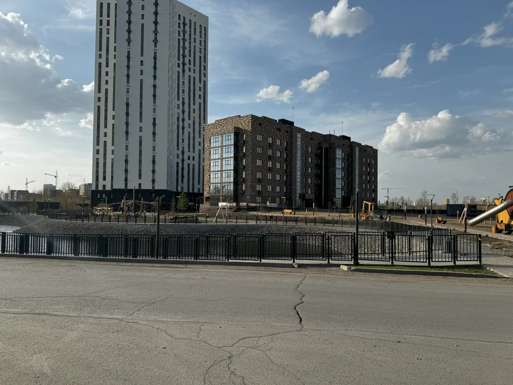 Квартира Четырёхместная дизайнерская квартира в центре города — Тюмень