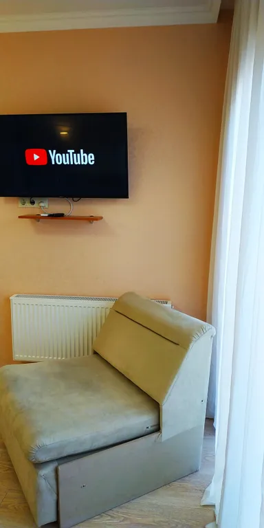 Судия в 600 метрах от моря в центре Адлера