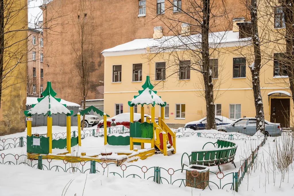 Квартира студия у метро