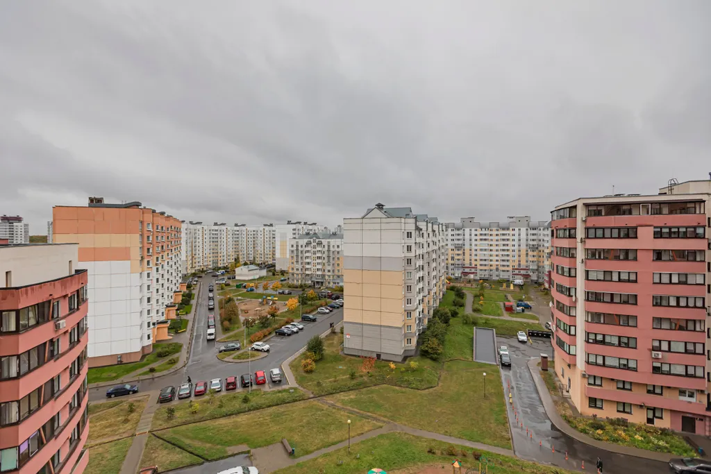 Современная уютная квартира с балконом рядом с метро и ТЦ