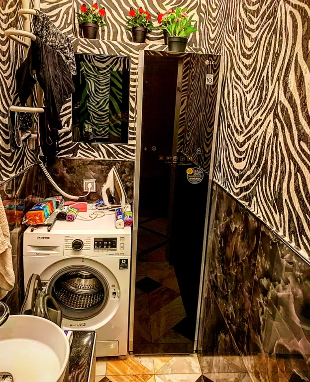 Элитная видовая люкс квартира с террасой дизайна R Cavalli