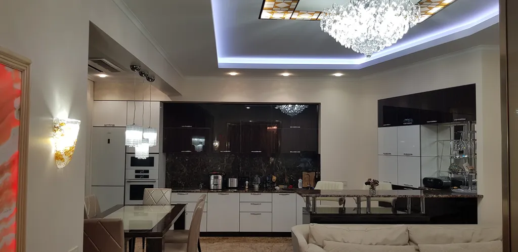 Пентхаус класса люкс с видом на море и горы