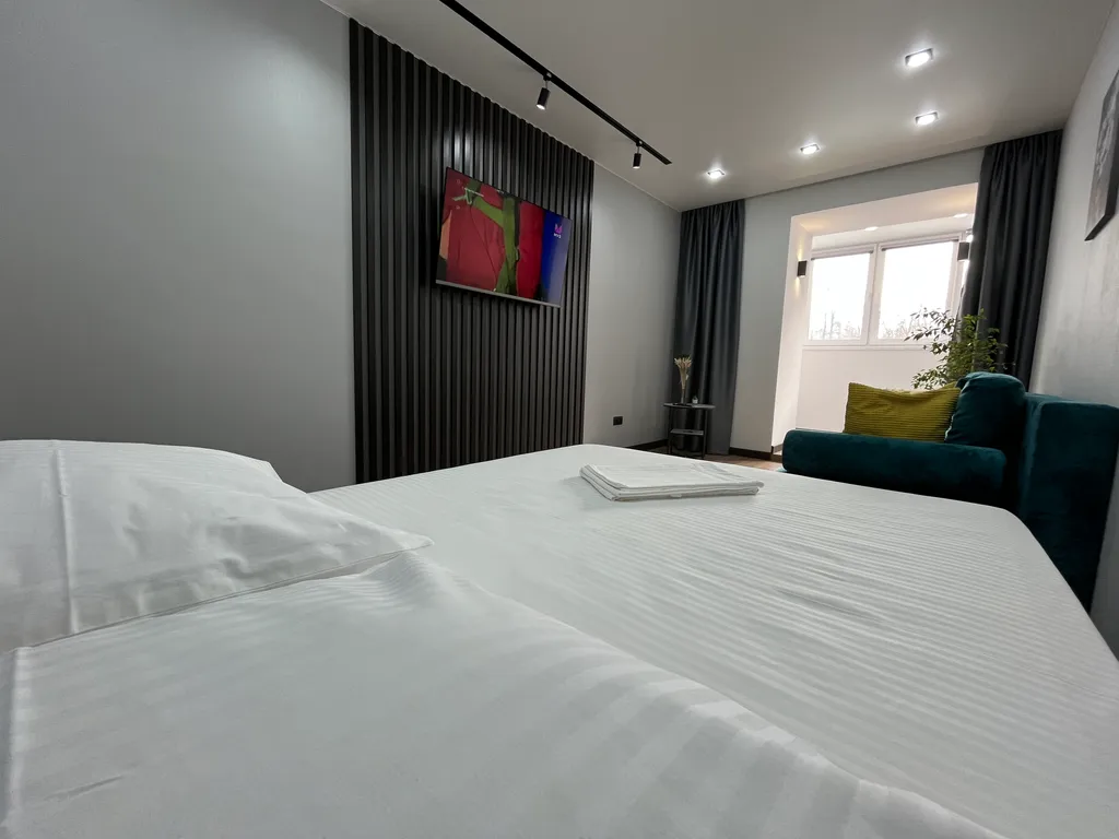 Новая уютная 1-я квартира с дизайнерским ремонтом в центре города