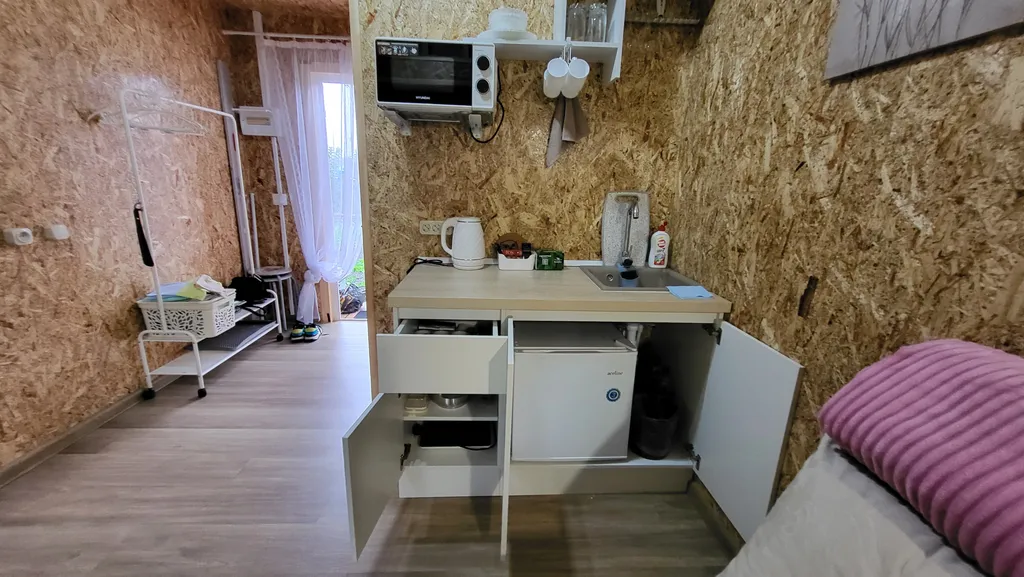 Дачный домик 2 Tiny white house