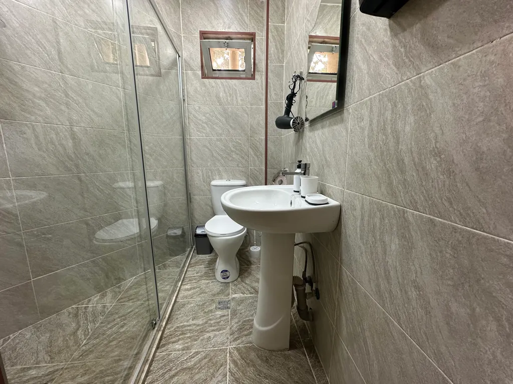 Esmerald suite Apartment