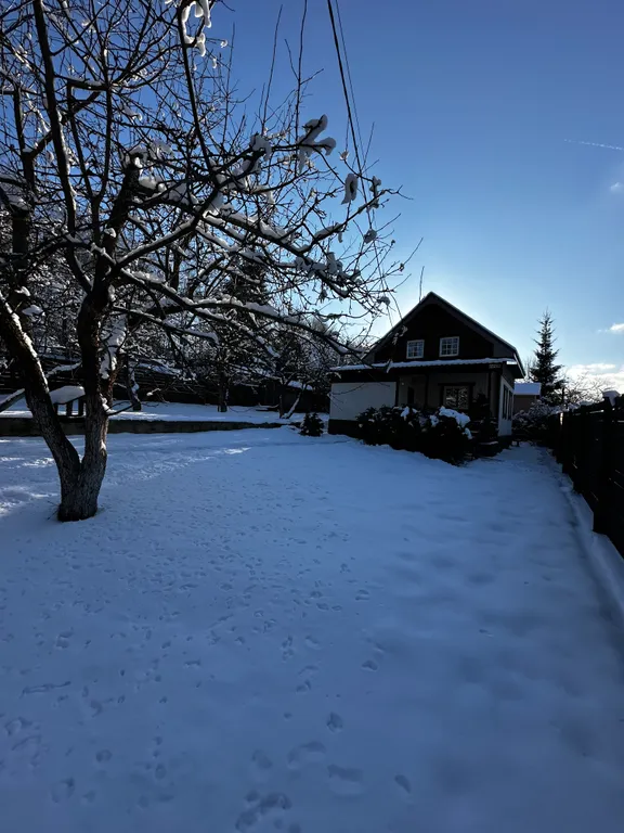 Домик близ Сорочан с баней-бочкой