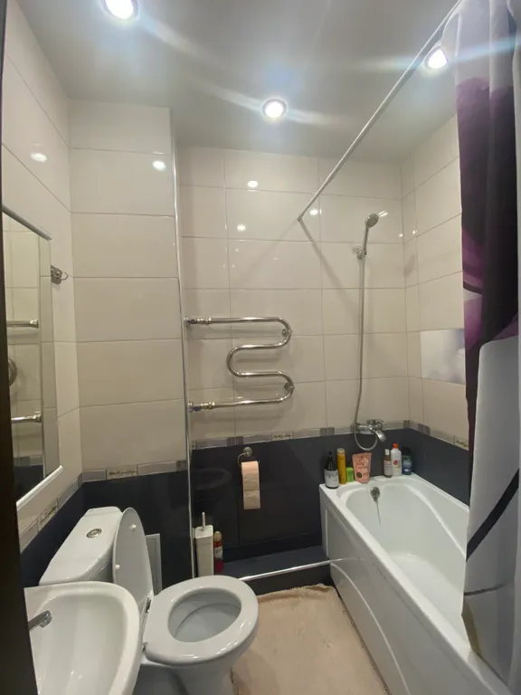 Белые горошины с видом на Marriott, горы, казино