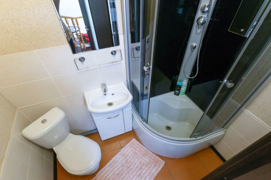 Коттедж с сауной и бассейном возле Минска