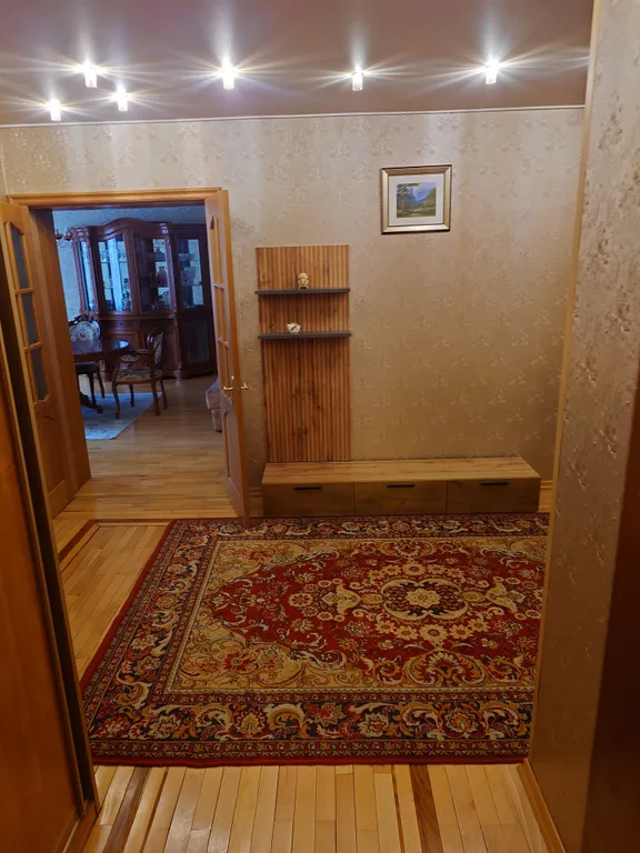 Просторная 4-х комнатная квартира в центре города