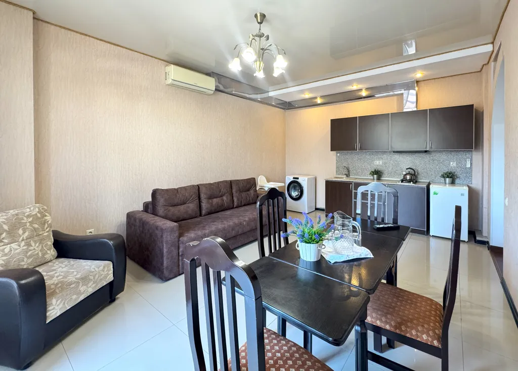 Квартира 2-комнатная Квартира — Геленджик