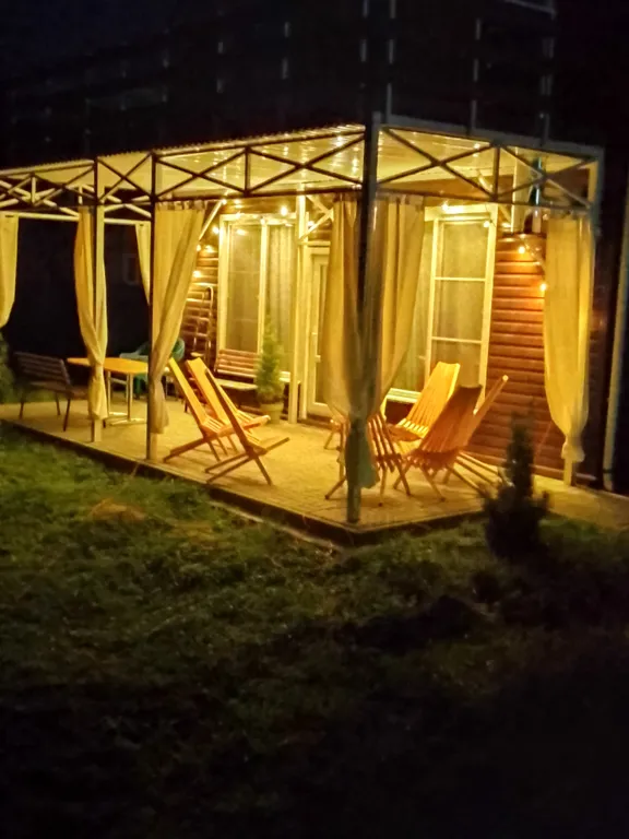 Домик у озера Тасканка