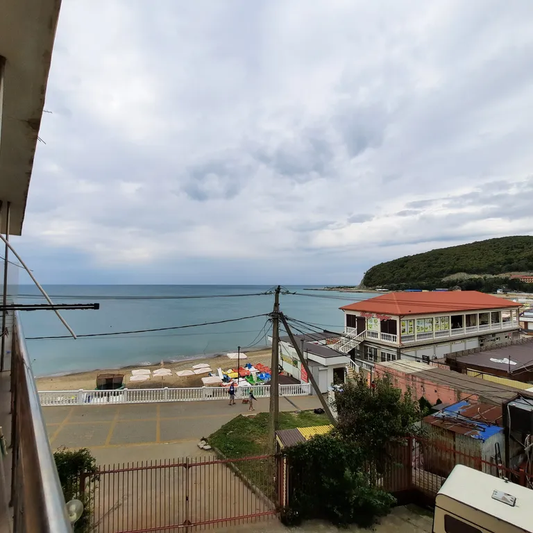 Номер в 50м от моря