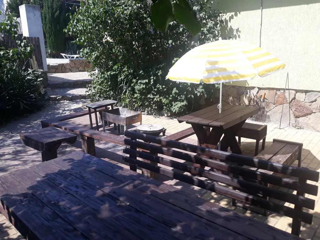 Дом с подогреваемым бассейном и сауной с видом на море