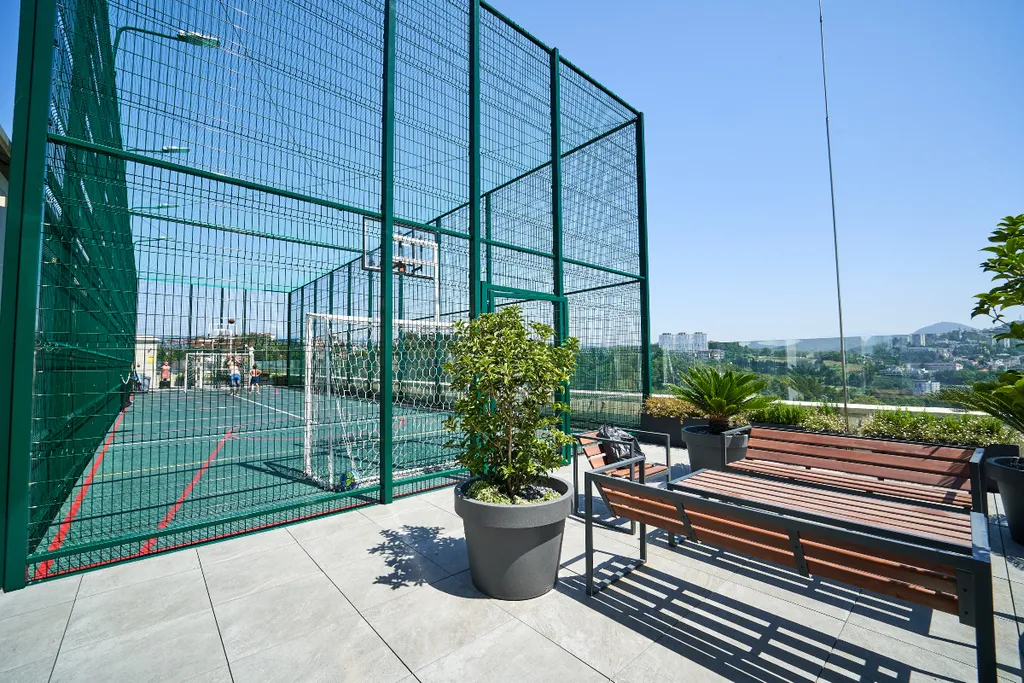 Апартаменты с бассейном в центре Сочи