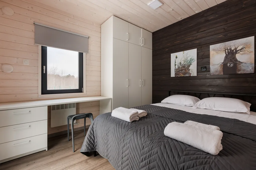 Коттедж Новый комфортабельный дом на берегу лесного озера Маролампи — Стеклянный